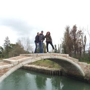 Meet your Posher, Maxwell